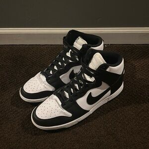 Nike Dunk High Retro